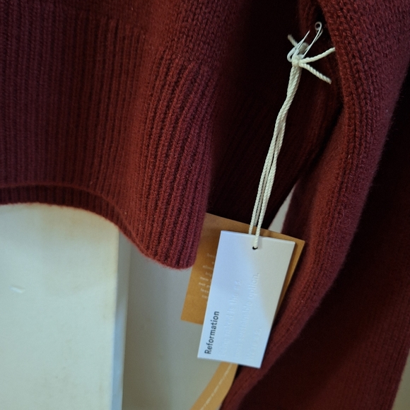 Reformation Garrett Cropped Cashmere Sweater (Brand New) - Picture 10 of 12